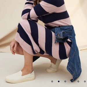 Rothys The Original Slip On Sneakers in White & Blue 6.5 preloved casual